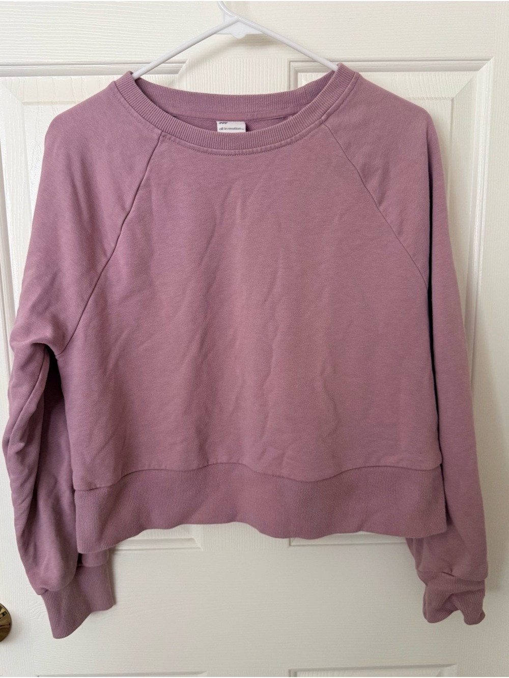 Women's All in Motion cropped sweatshirt Purple Medium top Athletic Wear